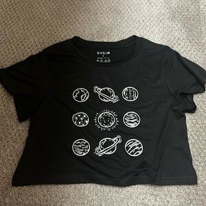 New without tags size S Small Cropped black planet t-shirt